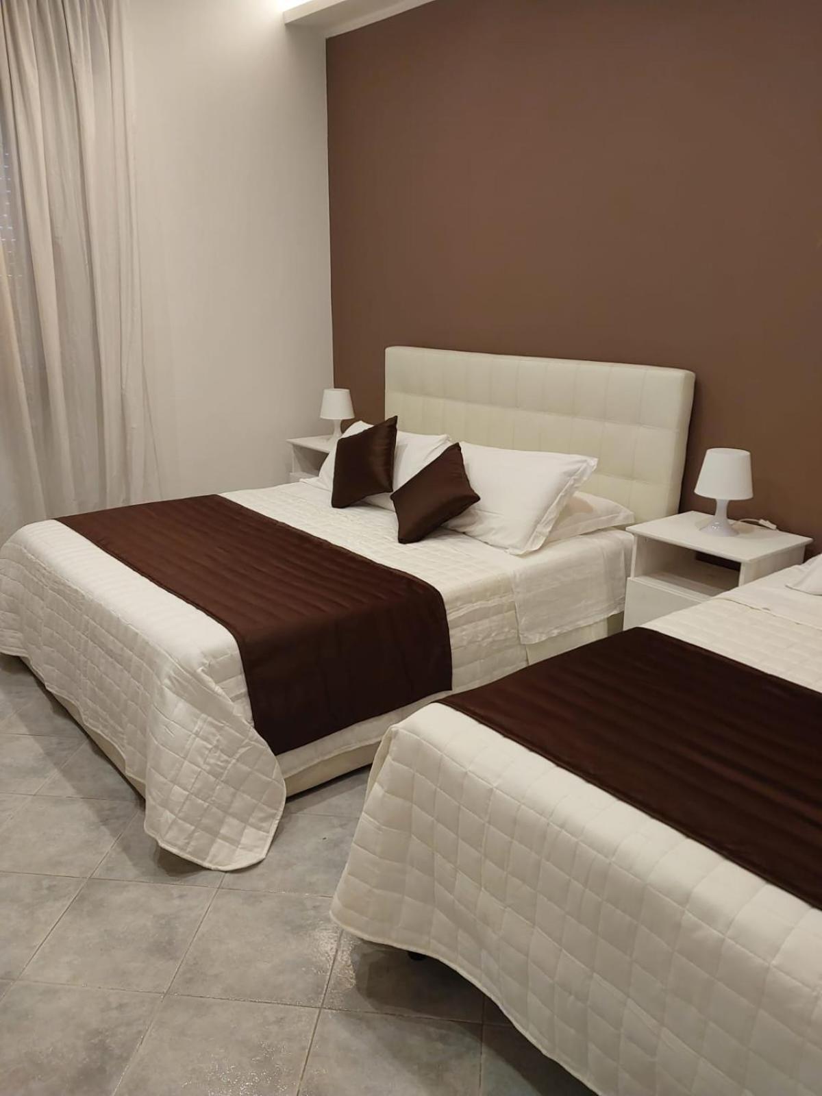 Modular King Suite - Intera Suite Vicino Aeroporto E Fiera Di Roma Fiumicino Exterior photo
